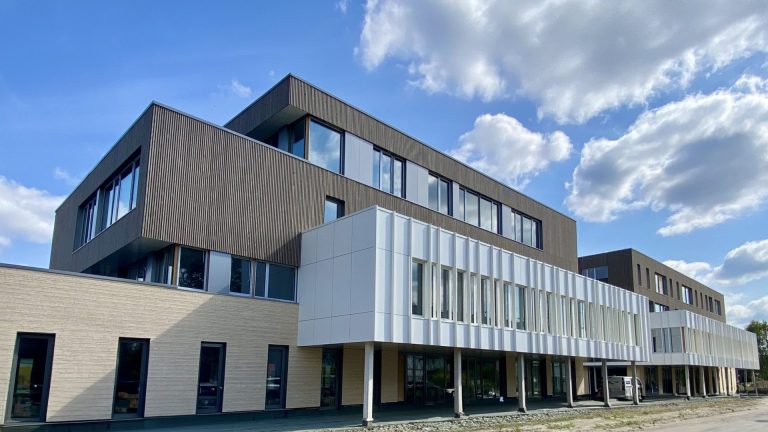 CARRÉ cède l’ensemble immobilier EMPREINTE à LAZARD GROUP REAL ESTATE – Un projet exemplaire au cœur du parc Europe à Marcq-en-Barœul